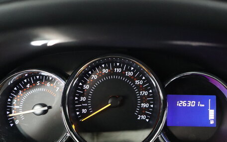 Renault Sandero II рестайлинг, 2015 год, 799 000 рублей, 15 фотография