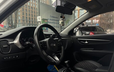 KIA Rio IV, 2020 год, 1 690 000 рублей, 1 фотография