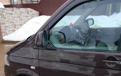 Volkswagen Caravelle T5, 2015 год, 2 950 000 рублей, 1 фотография