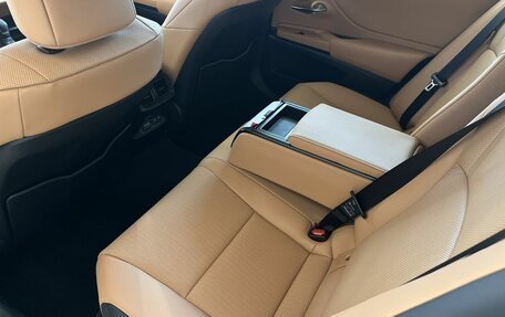 Lexus ES VII, 2025 год, 5 990 000 рублей, 12 фотография