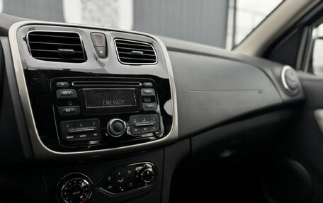 Renault Sandero II рестайлинг, 2015 год, 1 145 000 рублей, 13 фотография