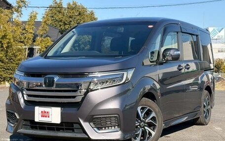 Honda Stepwgn IV, 2019 год, 1 750 000 рублей, 4 фотография