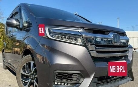Honda Stepwgn IV, 2019 год, 1 750 000 рублей, 6 фотография