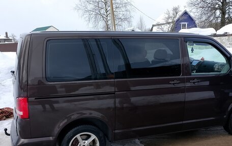 Volkswagen Caravelle T5, 2015 год, 2 950 000 рублей, 4 фотография