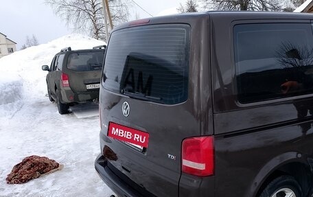 Volkswagen Caravelle T5, 2015 год, 2 950 000 рублей, 5 фотография