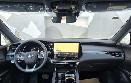 Lexus RX IV рестайлинг, 2025 год, 7 400 000 рублей, 12 фотография