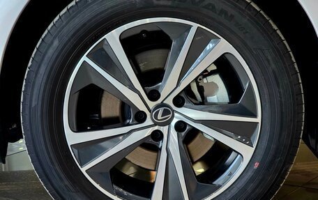 Lexus RX IV рестайлинг, 2025 год, 7 400 000 рублей, 7 фотография