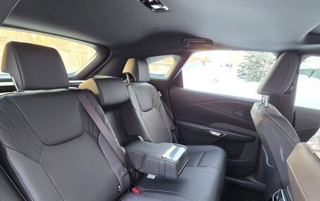Lexus RX IV рестайлинг, 2025 год, 7 400 000 рублей, 20 фотография