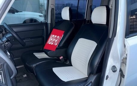 Toyota bB I рестайлинг, 2003 год, 860 000 рублей, 15 фотография