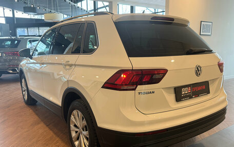 Volkswagen Tiguan II, 2020 год, 2 450 500 рублей, 4 фотография