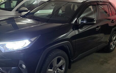 Toyota RAV4, 2020 год, 4 100 000 рублей, 2 фотография