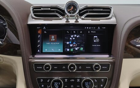 Bentley Bentayga I, 2025 год, 41 500 000 рублей, 13 фотография