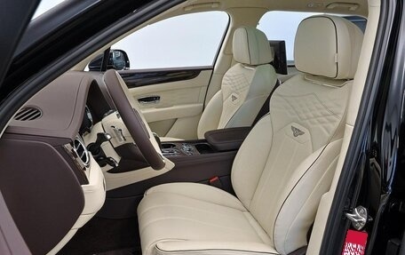 Bentley Bentayga I, 2025 год, 41 500 000 рублей, 9 фотография