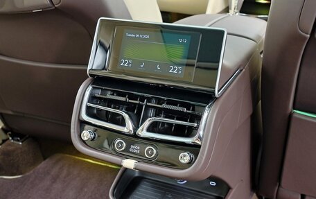 Bentley Bentayga I, 2025 год, 41 500 000 рублей, 17 фотография