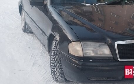 Mercedes-Benz C-Класс, 1994 год, 300 000 рублей, 3 фотография