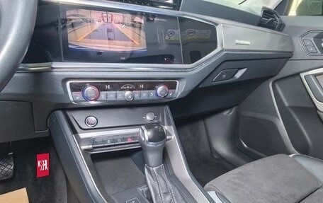 Audi Q3, 2022 год, 2 590 000 рублей, 15 фотография