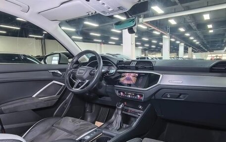 Audi Q3, 2022 год, 2 590 000 рублей, 17 фотография