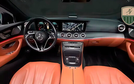 Mercedes-Benz CLS, 2022 год, 5 720 000 рублей, 2 фотография