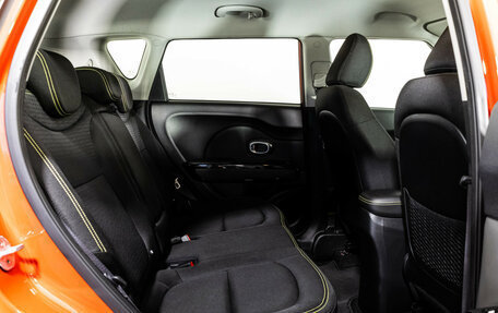 KIA Soul II рестайлинг, 2016 год, 1 599 000 рублей, 22 фотография