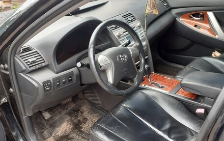 Toyota Camry, 2008 год, 600 000 рублей, 5 фотография
