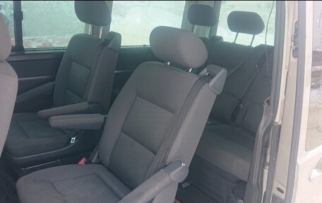 Volkswagen Multivan T5, 2003 год, 800 000 рублей, 8 фотография