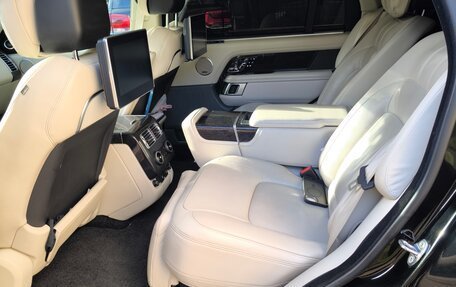 Land Rover Range Rover IV рестайлинг, 2019 год, 7 150 000 рублей, 8 фотография