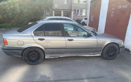 BMW 3 серия, 1992 год, 200 000 рублей, 3 фотография