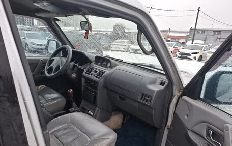 Mitsubishi Pajero III рестайлинг, 1999 год, 450 000 рублей, 15 фотография