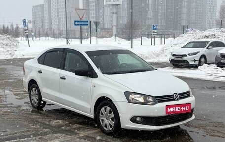 Volkswagen Polo VI (EU Market), 2013 год, 430 000 рублей, 7 фотография
