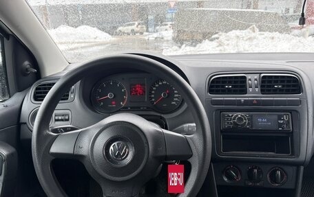 Volkswagen Polo VI (EU Market), 2013 год, 430 000 рублей, 11 фотография