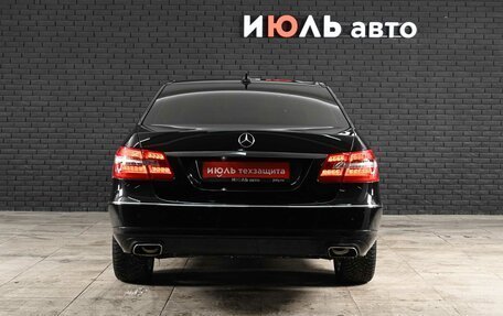 Mercedes-Benz E-Класс, 2011 год, 1 560 000 рублей, 5 фотография