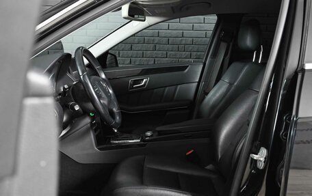 Mercedes-Benz E-Класс, 2011 год, 1 560 000 рублей, 9 фотография