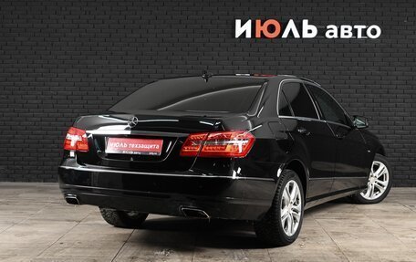 Mercedes-Benz E-Класс, 2011 год, 1 560 000 рублей, 4 фотография