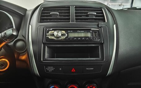 Mitsubishi ASX I рестайлинг, 2013 год, 700 000 рублей, 13 фотография