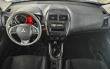 Mitsubishi ASX I рестайлинг, 2013 год, 700 000 рублей, 9 фотография