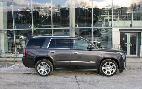 Cadillac Escalade IV, 2016 год, 2 800 000 рублей, 4 фотография