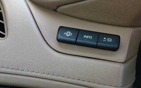 Cadillac Escalade IV, 2016 год, 2 800 000 рублей, 15 фотография