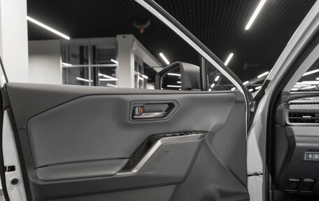 Toyota RAV4, 2025 год, 4 850 000 рублей, 19 фотография