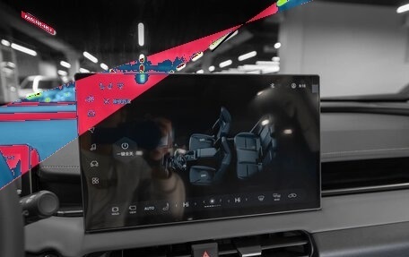 Toyota RAV4, 2025 год, 4 850 000 рублей, 17 фотография