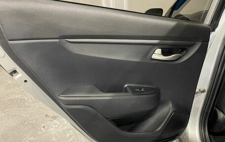 KIA Rio IV, 2020 год, 1 000 000 рублей, 15 фотография