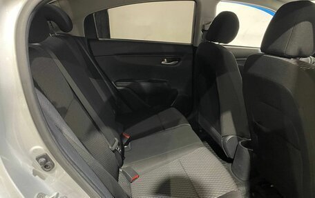 KIA Rio IV, 2020 год, 1 000 000 рублей, 19 фотография