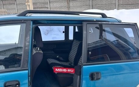 Mitsubishi RVR III рестайлинг, 1996 год, 210 000 рублей, 5 фотография