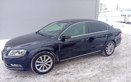 Volkswagen Passat B7, 2012 год, 970 000 рублей, 1 фотография