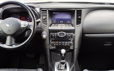 Infiniti FX II, 2010 год, 2 000 000 рублей, 5 фотография