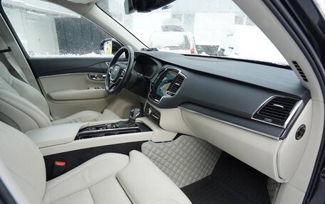 Volvo XC90 II рестайлинг, 2020 год, 5 000 000 рублей, 16 фотография