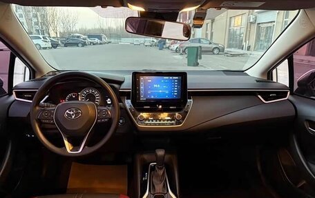 Toyota Corolla, 2022 год, 1 899 000 рублей, 8 фотография