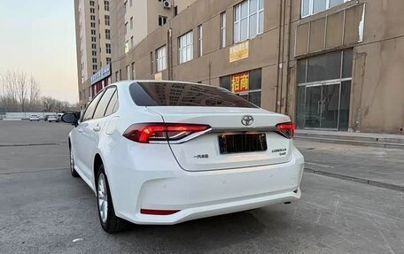 Toyota Corolla, 2022 год, 1 899 000 рублей, 5 фотография