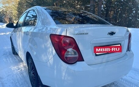 Chevrolet Aveo III, 2012 год, 610 000 рублей, 7 фотография