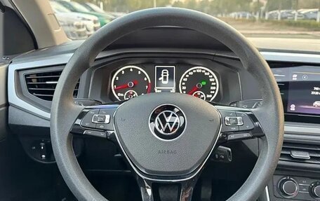 Volkswagen Polo, 2022 год, 1 580 000 рублей, 10 фотография