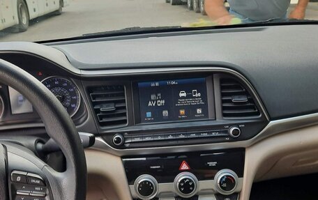 Hyundai Elantra VI рестайлинг, 2018 год, 1 250 000 рублей, 5 фотография